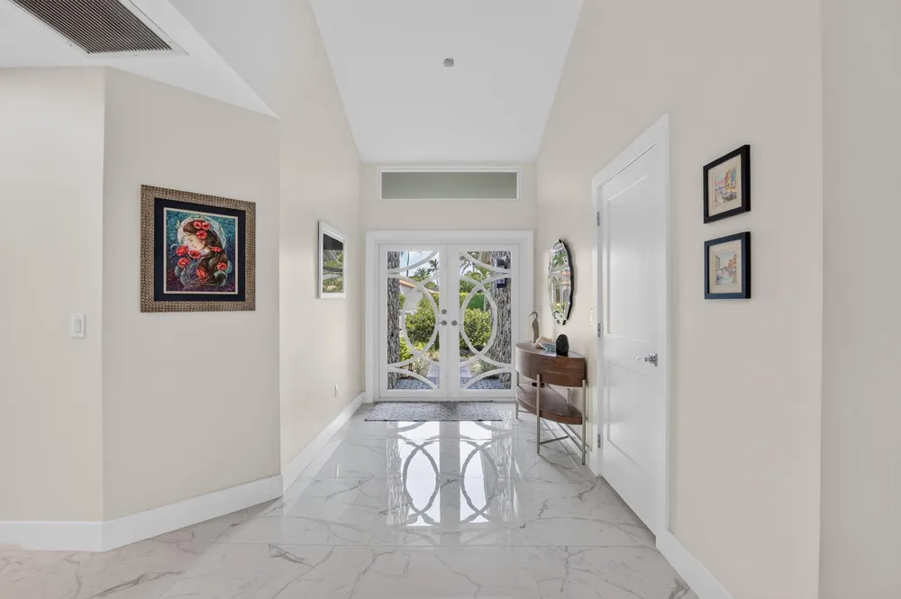 7082 NW 3rd Ave, Boca Raton, FL 33487
