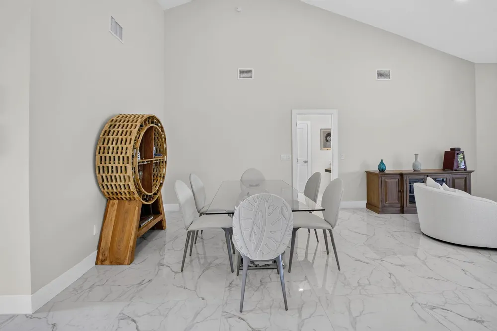 7082 NW 3rd Ave, Boca Raton, FL 33487