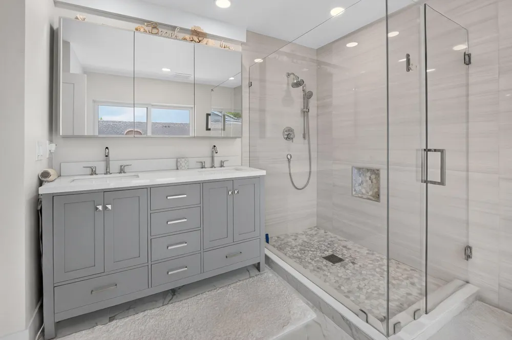 7082 NW 3rd Ave, Boca Raton, FL 33487