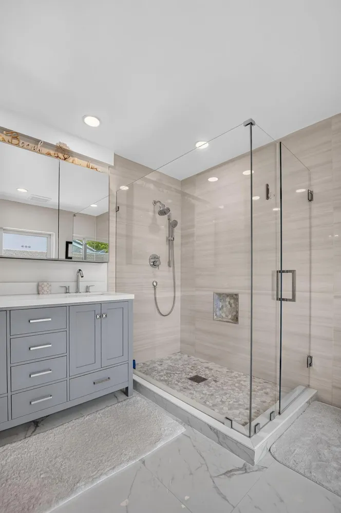7082 NW 3rd Ave, Boca Raton, FL 33487
