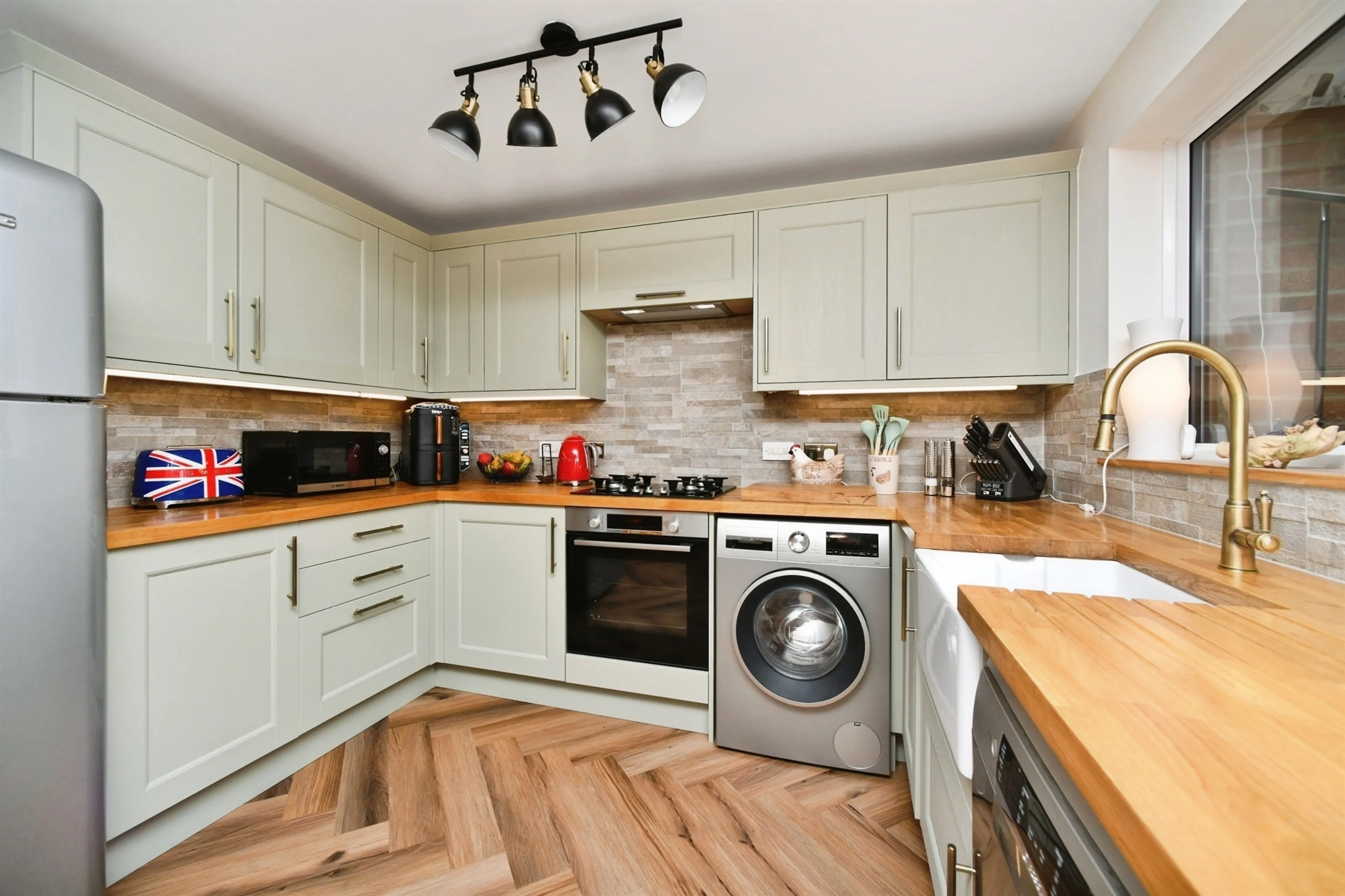 Property at Hill Top Way, Newhaven