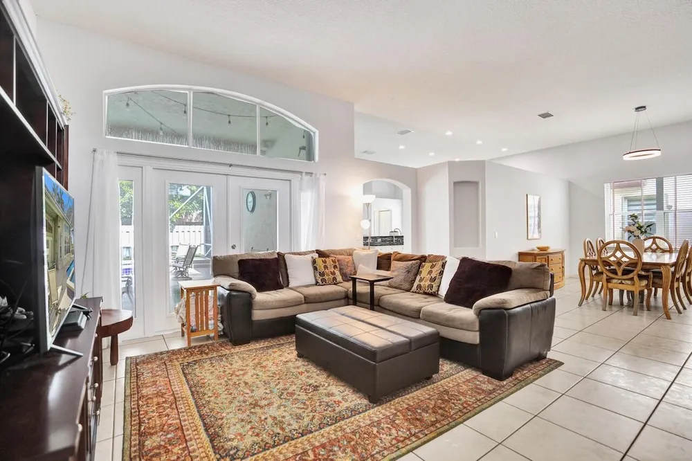 5886 Bay Hill Circle, Lake Worth Beach, FL 33463