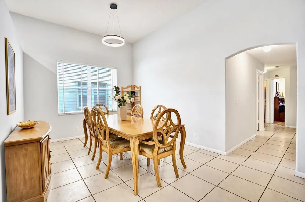 5886 Bay Hill Circle, Lake Worth Beach, FL 33463