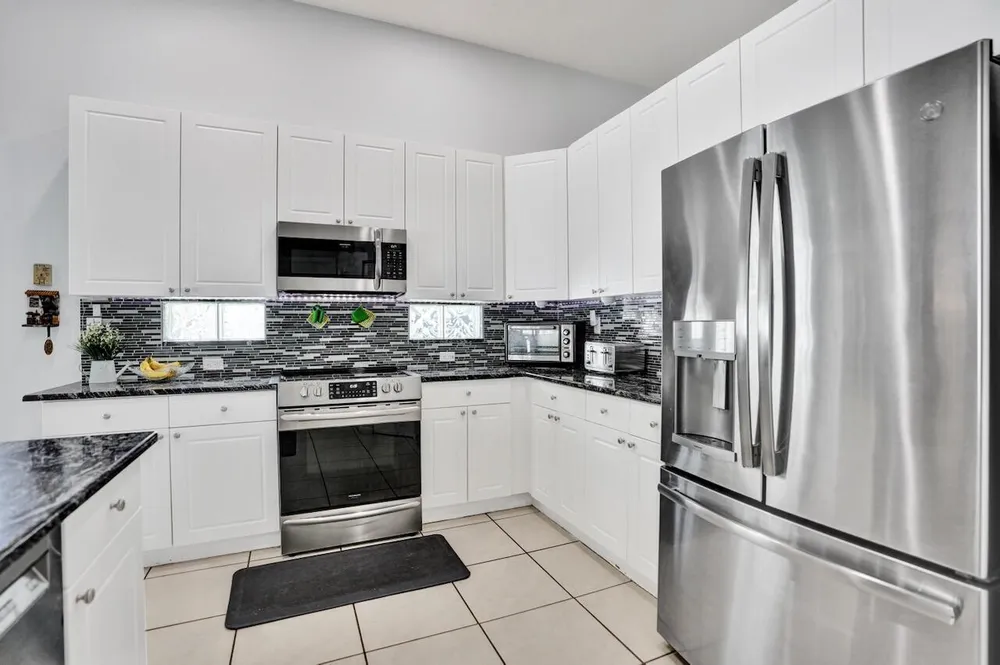 5886 Bay Hill Circle, Lake Worth Beach, FL 33463