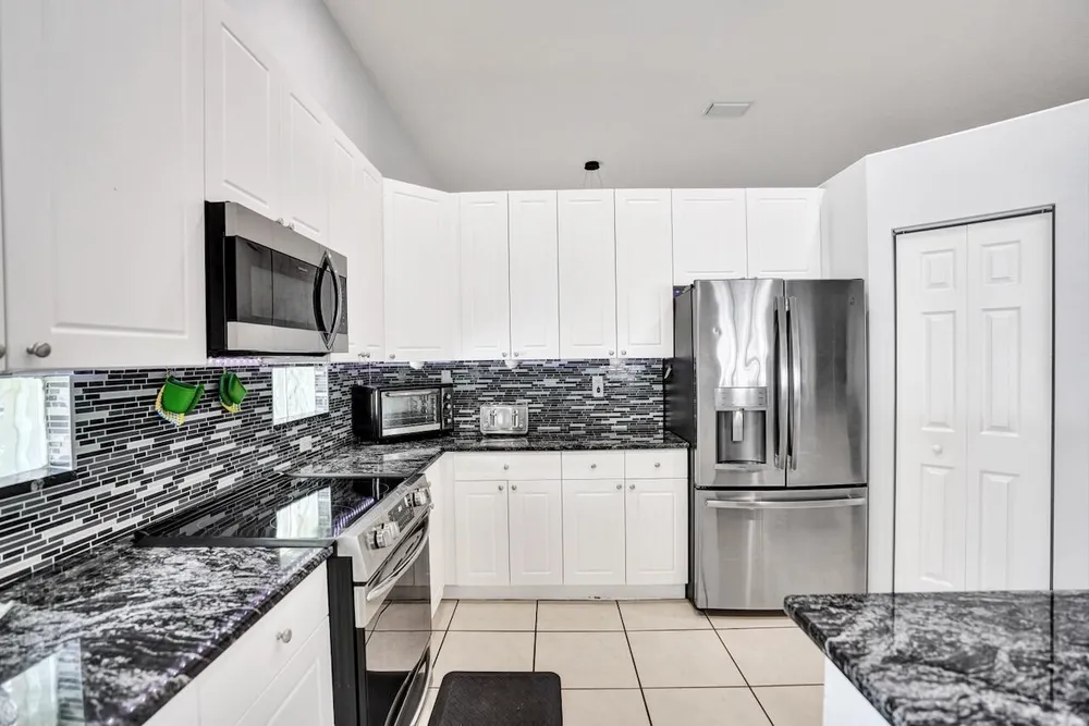 5886 Bay Hill Circle, Lake Worth Beach, FL 33463