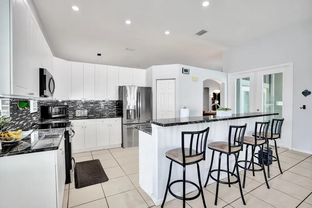 5886 Bay Hill Circle, Lake Worth Beach, FL 33463