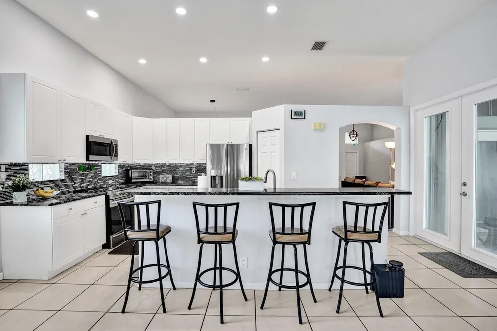 5886 Bay Hill Circle, Lake Worth Beach, FL 33463