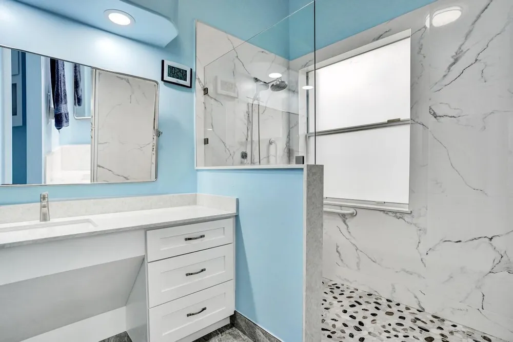5886 Bay Hill Circle, Lake Worth Beach, FL 33463