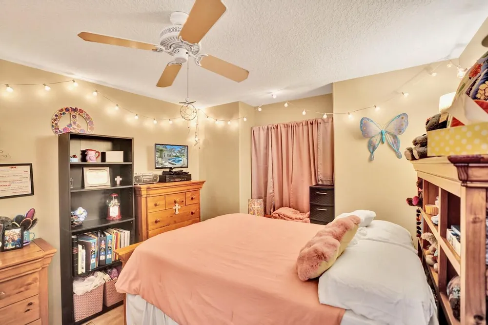 5886 Bay Hill Circle, Lake Worth Beach, FL 33463