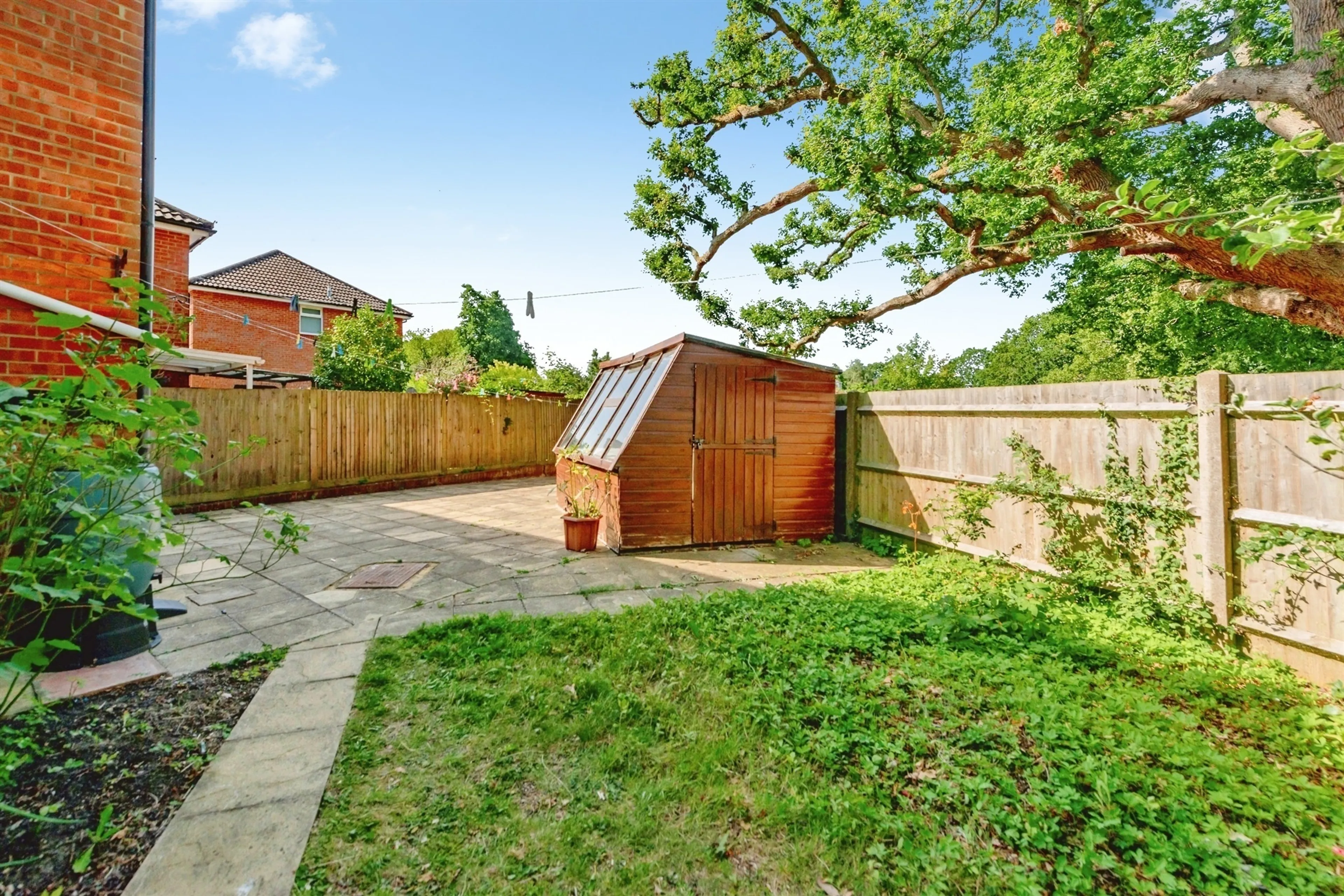 Property at Hill Place, Crawley