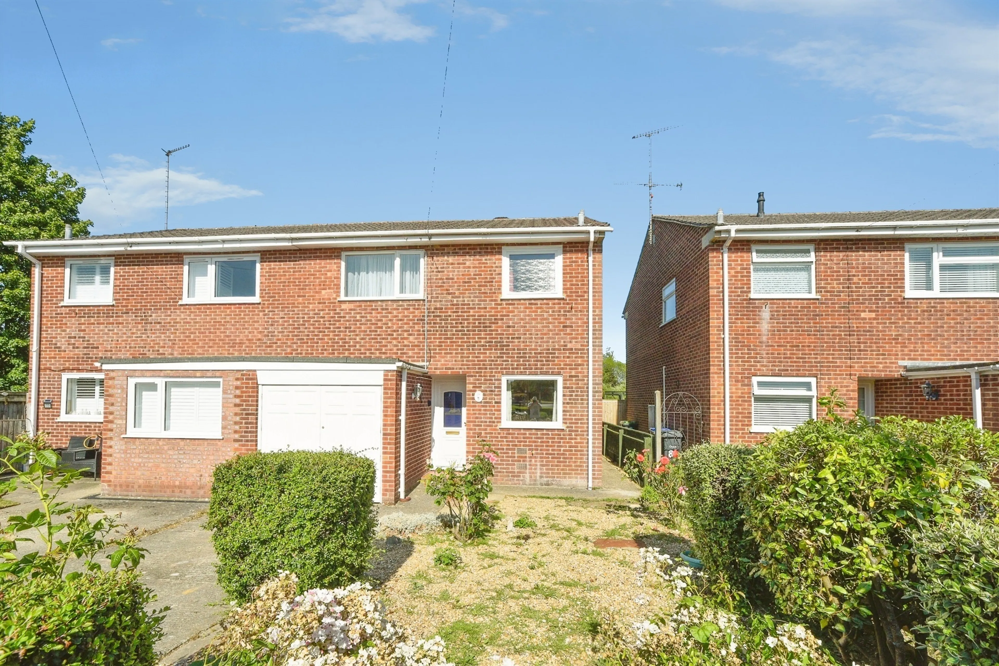 Property photo 0