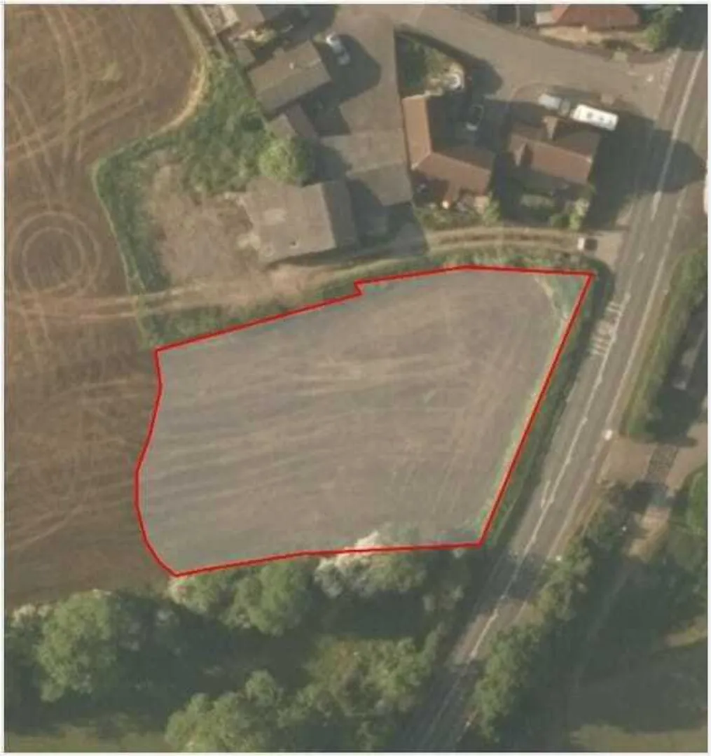 https://mr0.homeflow-assets.co.uk/files/photo/image/47811/3797/_x_/58199355.jpg