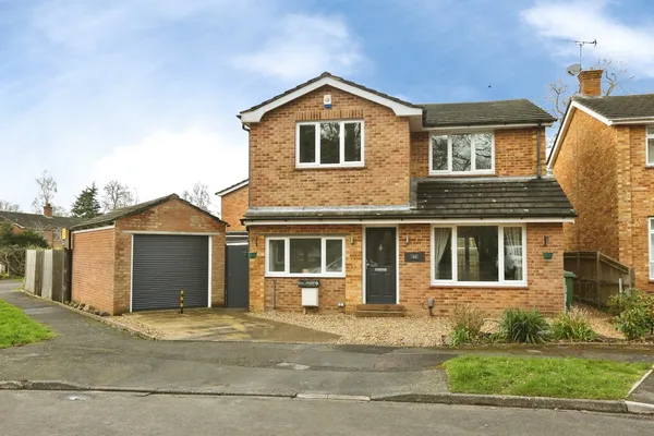Maytree Road, Chandler's Ford, Eastle...