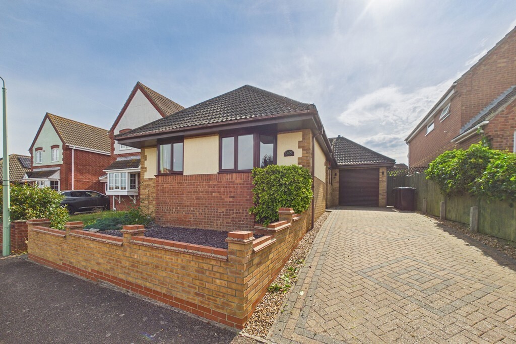 Nicholson Drive, Beccles Image 1