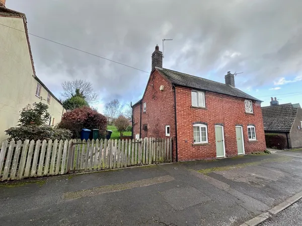 Main Street, West Leake, LE12 5RF