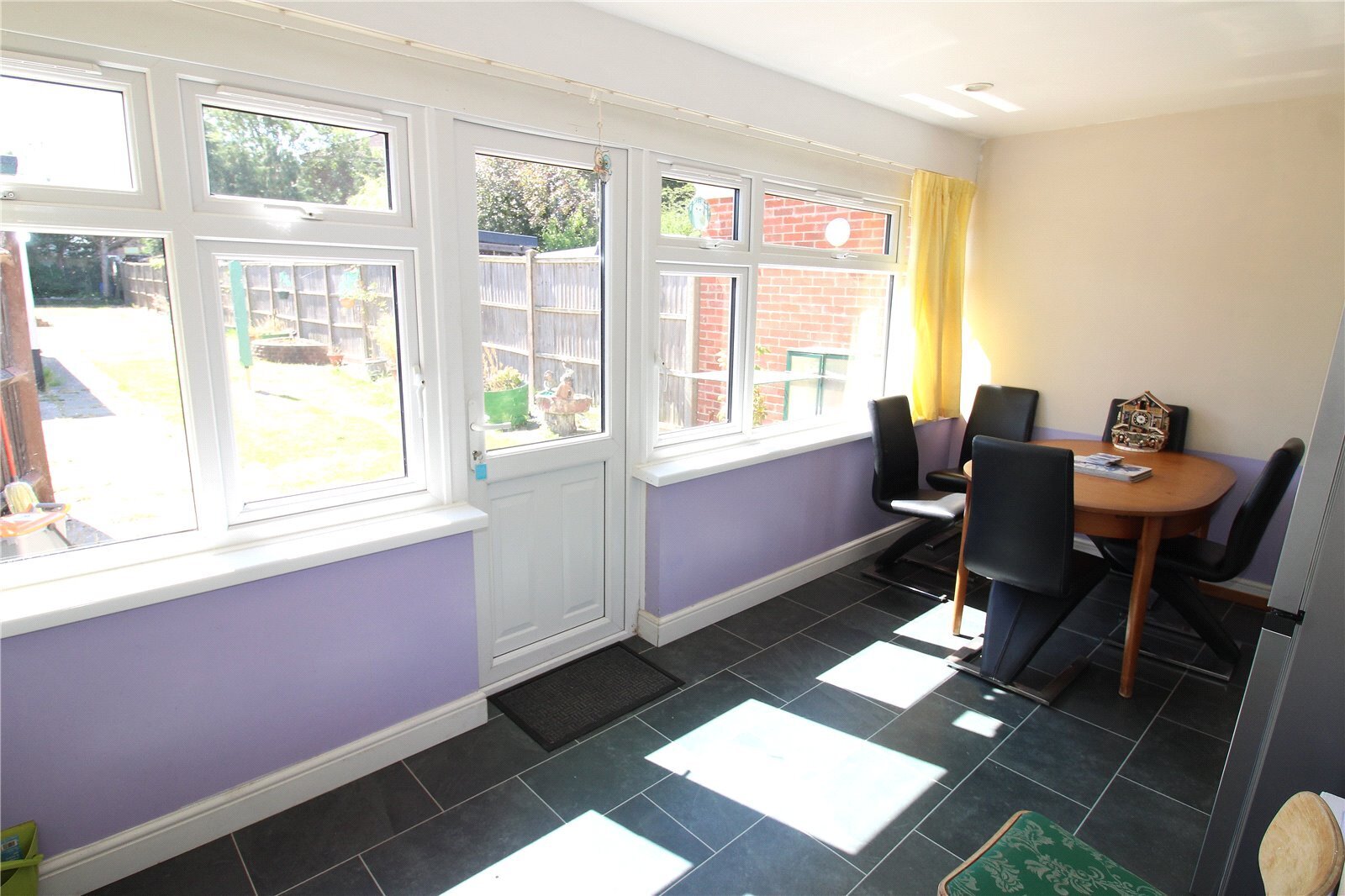 Tewkesbury Avenue, Fareham, Hampshire, PO15 Image 3