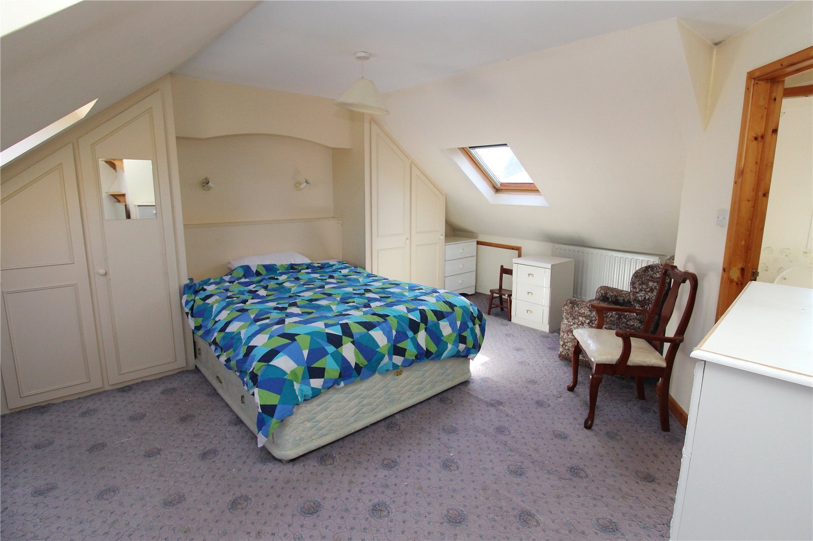 Tewkesbury Avenue, Fareham, Hampshire, PO15 Image 8