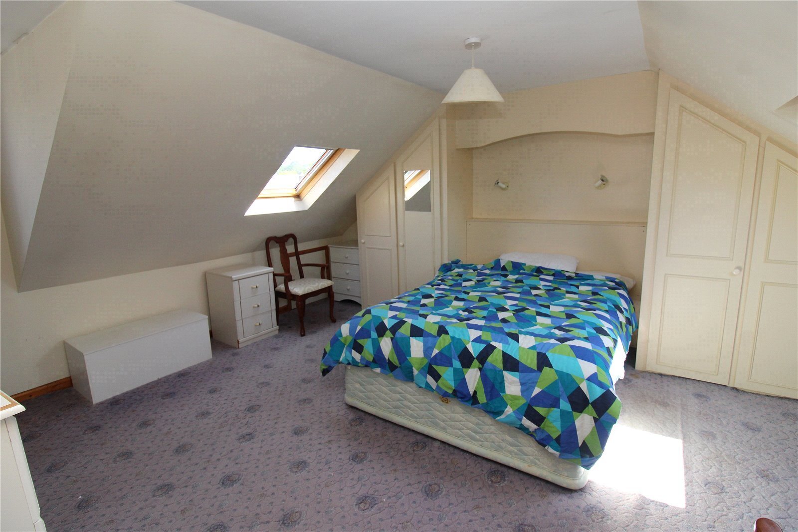 Tewkesbury Avenue, Fareham, Hampshire, PO15 Image 10