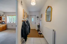 Oakhurst Drive, Four Marks, GU34 photo 14