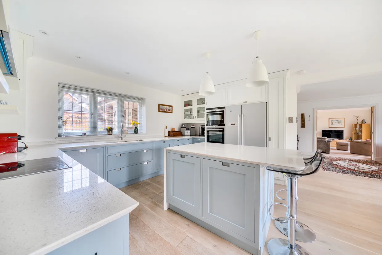 Hethersett Close, Reigate, RH2 photo 2
