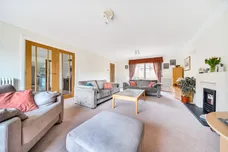 Hethersett Close, Reigate, RH2 photo 3