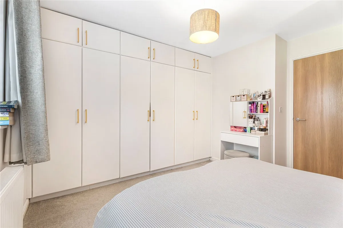 Cresswell Close, Yarnton, Kidlington, Oxfordshire, OX5
