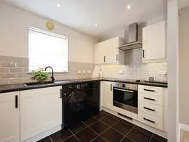 Stanbridge Road, Leighton Buzzard thumb 3