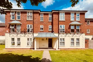 Main property image