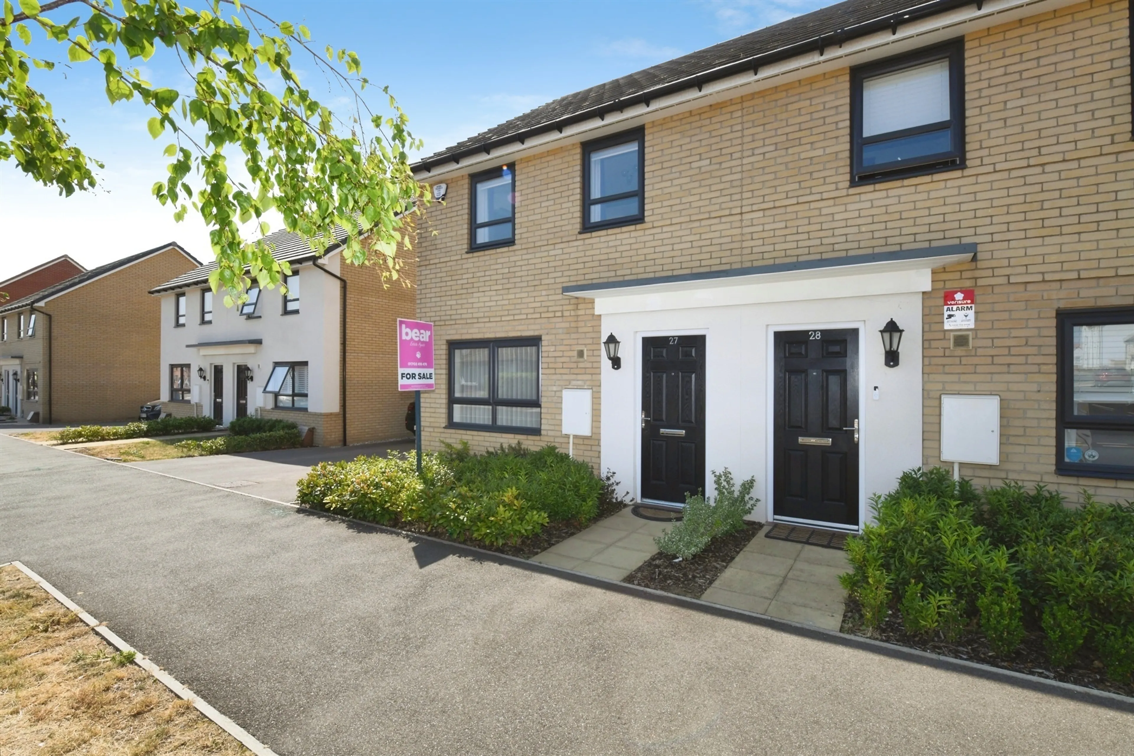 Property photo 0