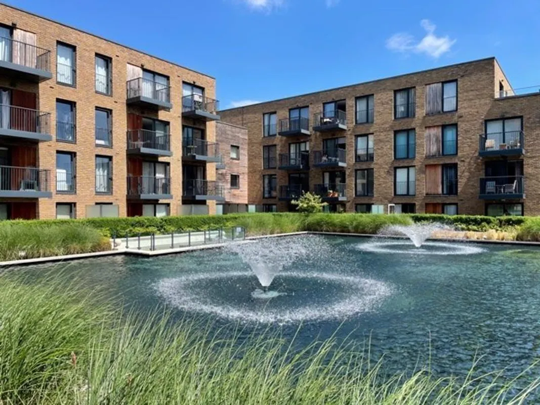 Baroque Gardens, Grand Canal Avenue, Surrey Quays, SE16