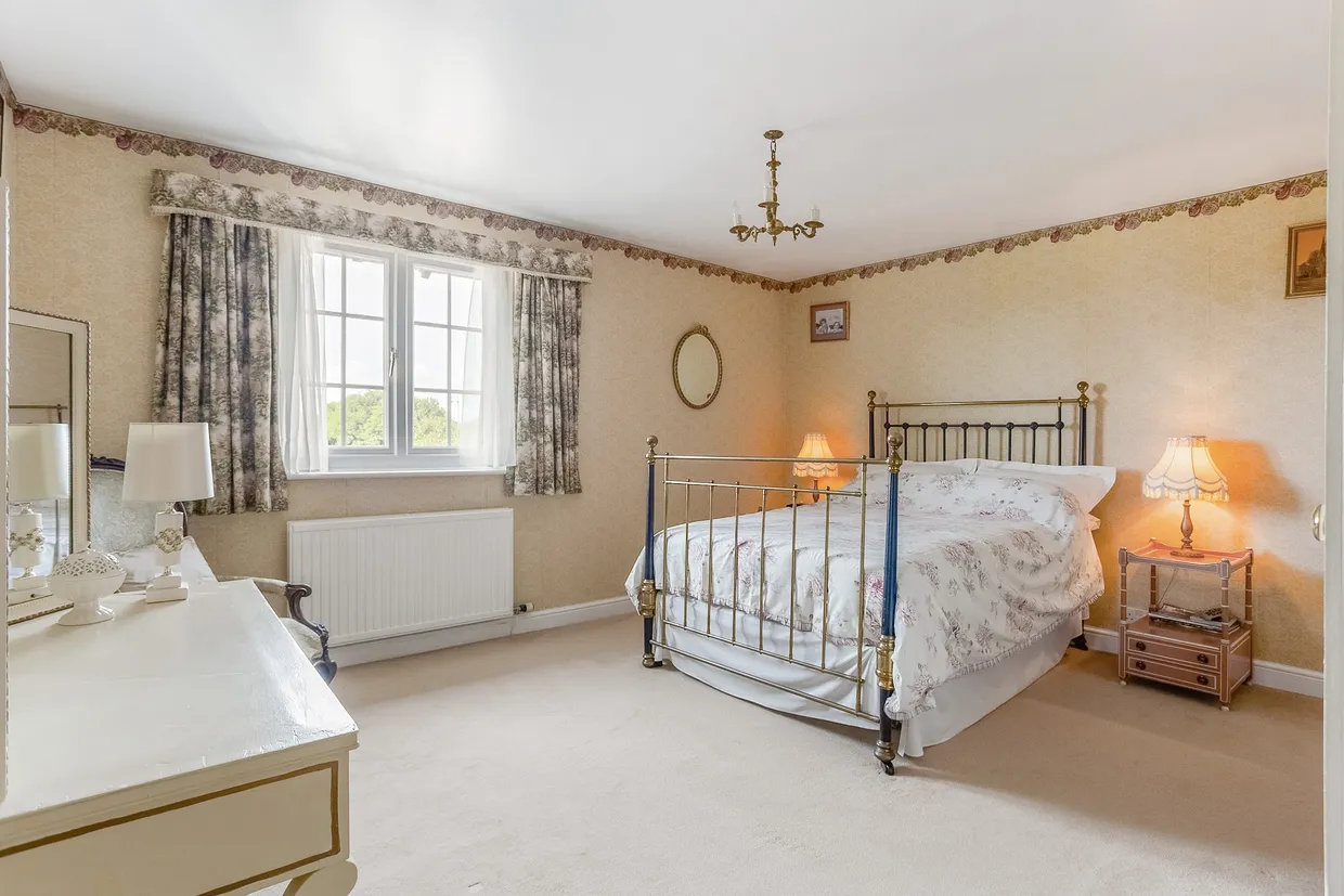 Notgrove, Cheltenham, GL54 photo 9