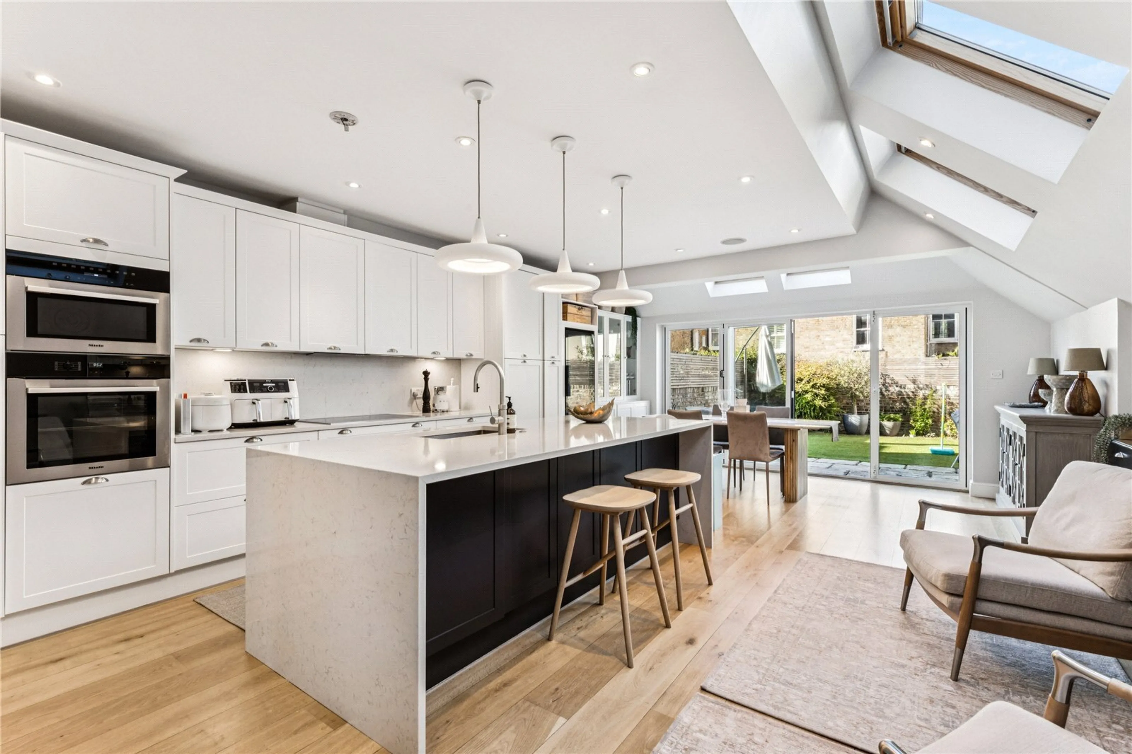 Property at Ballingdon Road, London, SW11