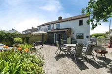 Smallridge, Axminster