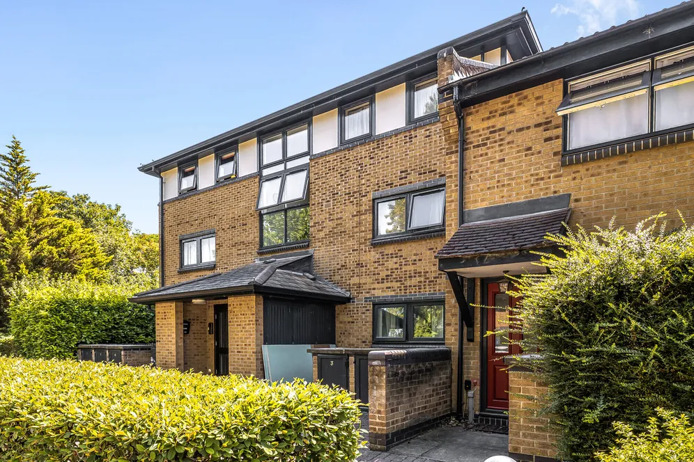 Undine Road, London, E14 photo 2