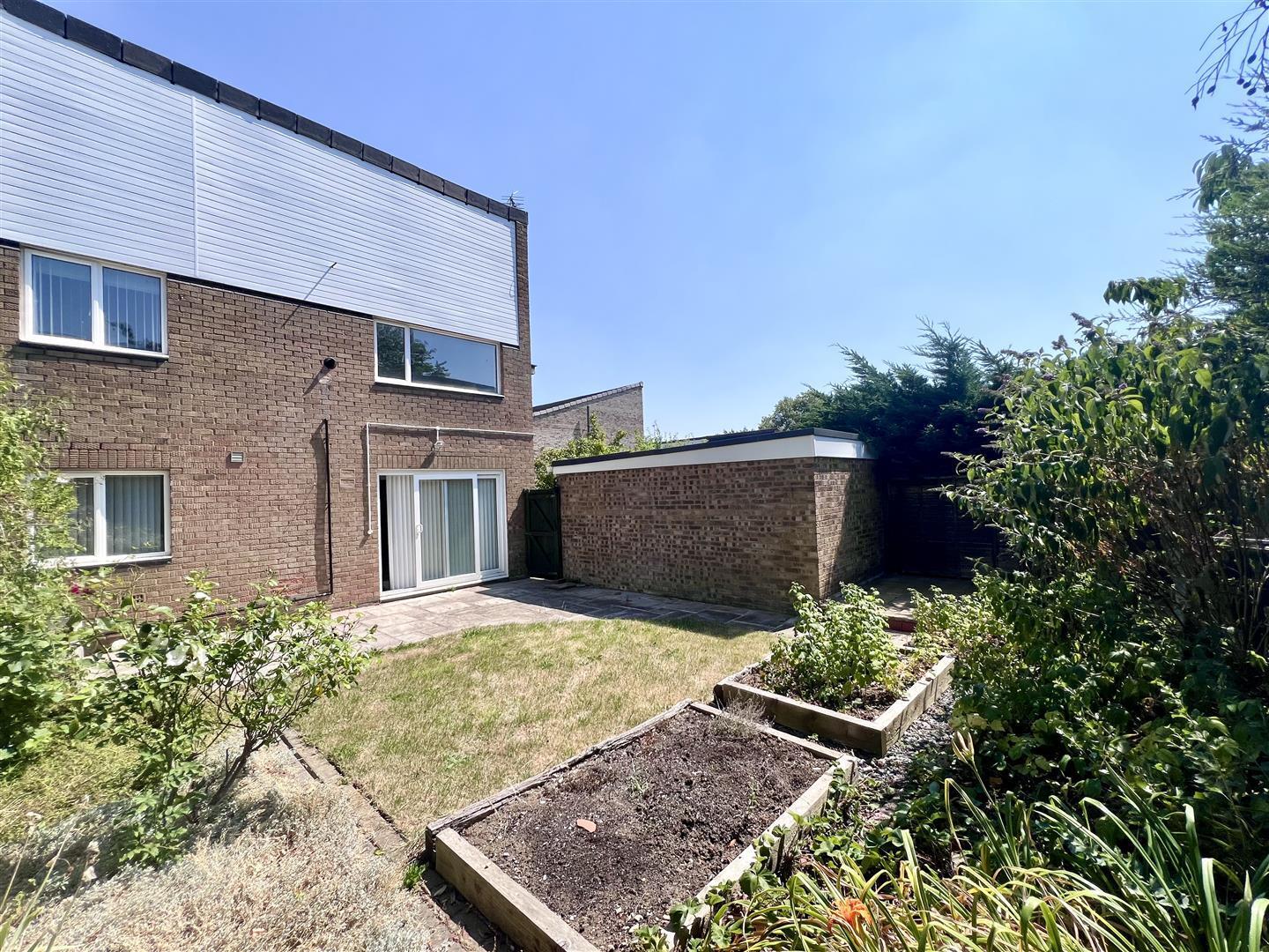 Lamva Court, Stony Stratford, Milton Keynes Image 6