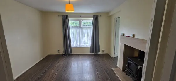 Lenham Close SK5