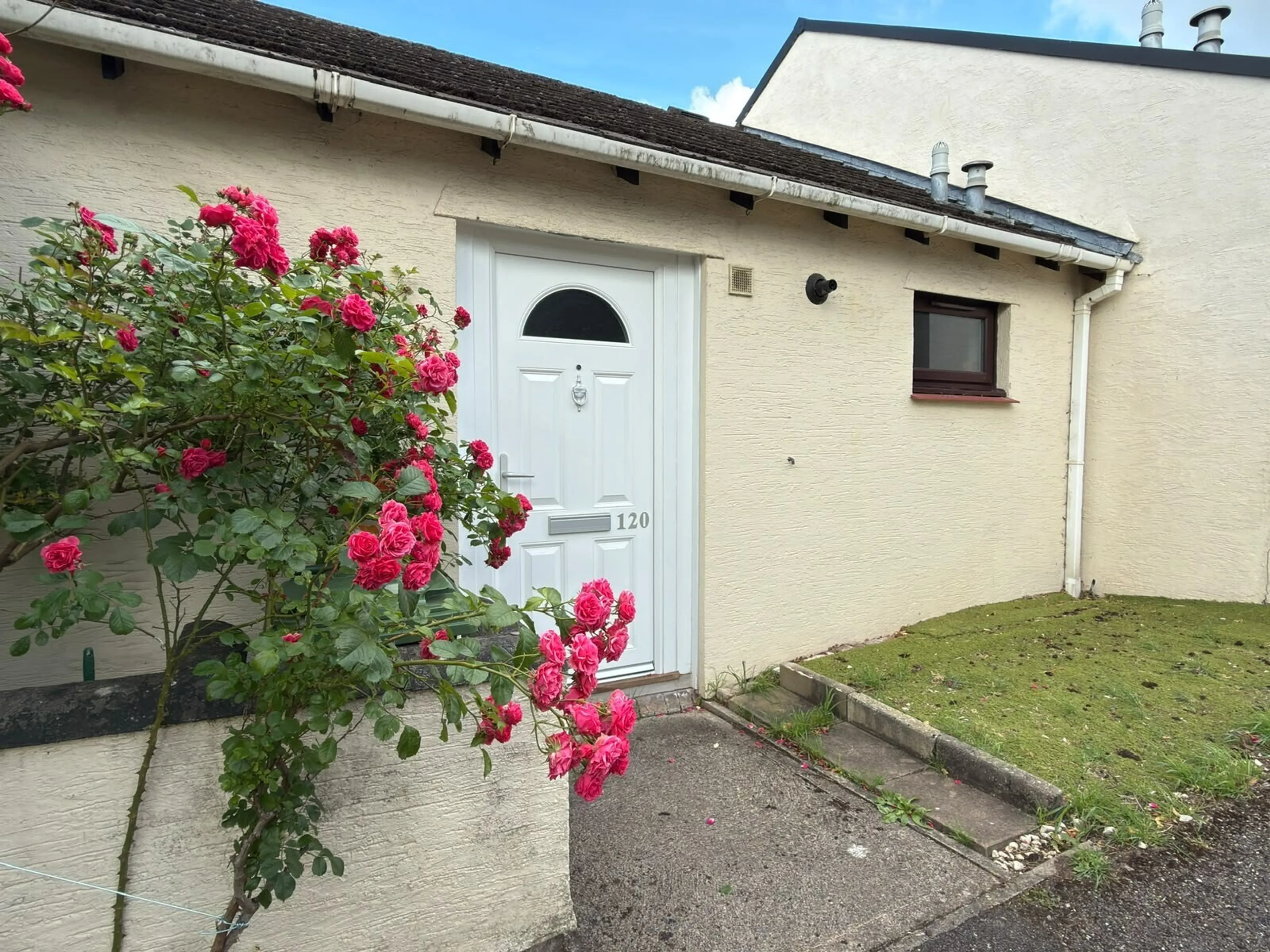 Property photo 0