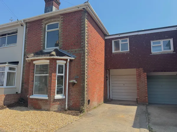St. Annes Road, Woolston
