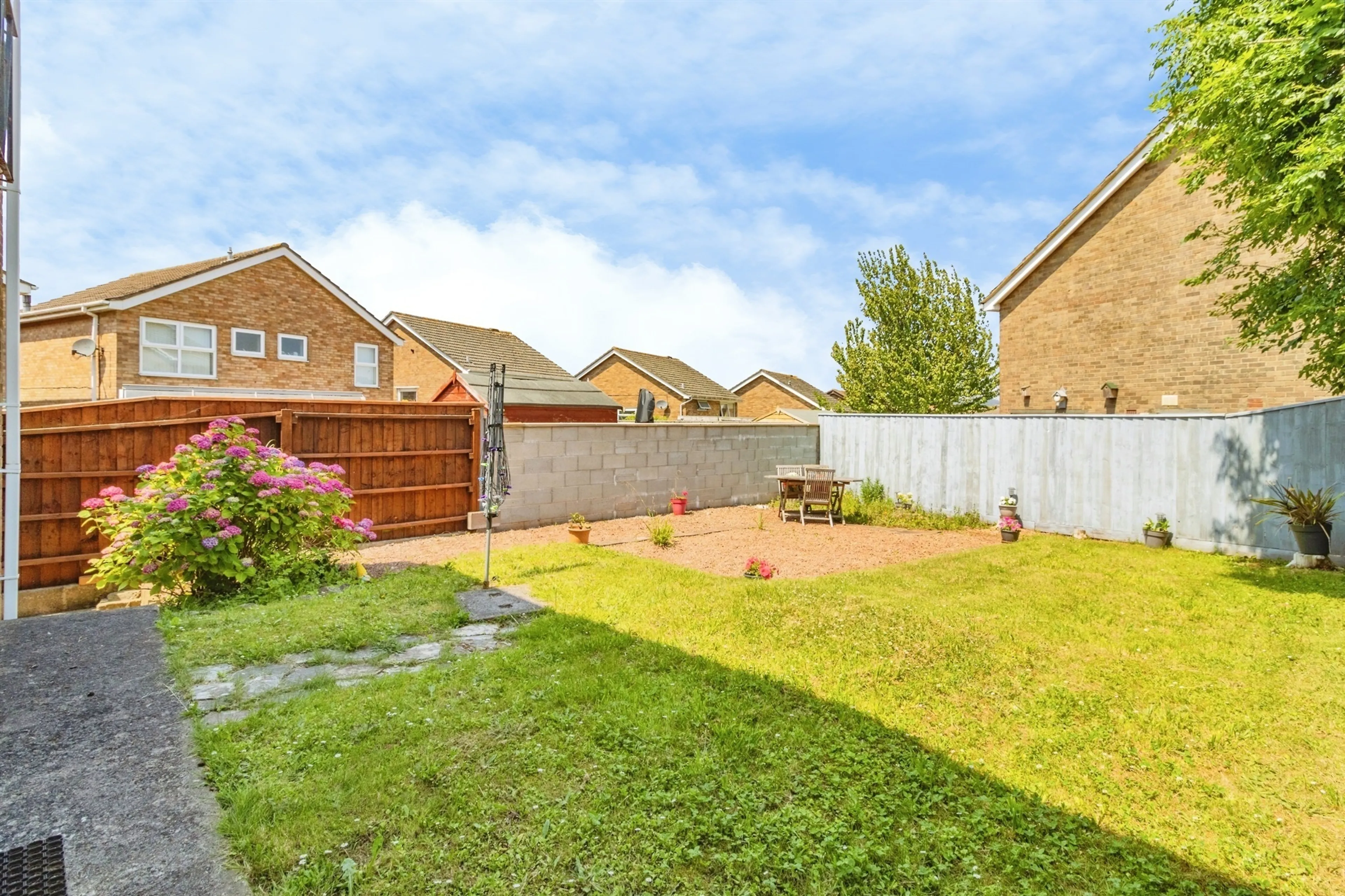 Property photo 25
