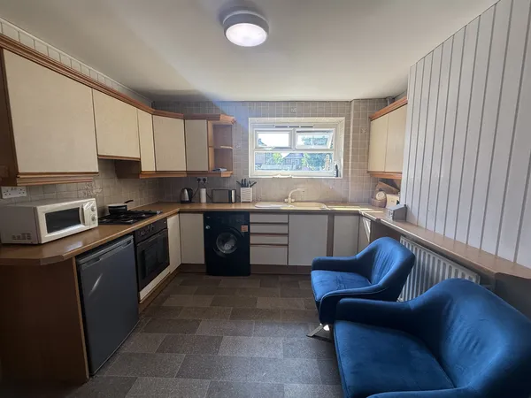 Room 3, Lexington Road, Chaddesden, D...