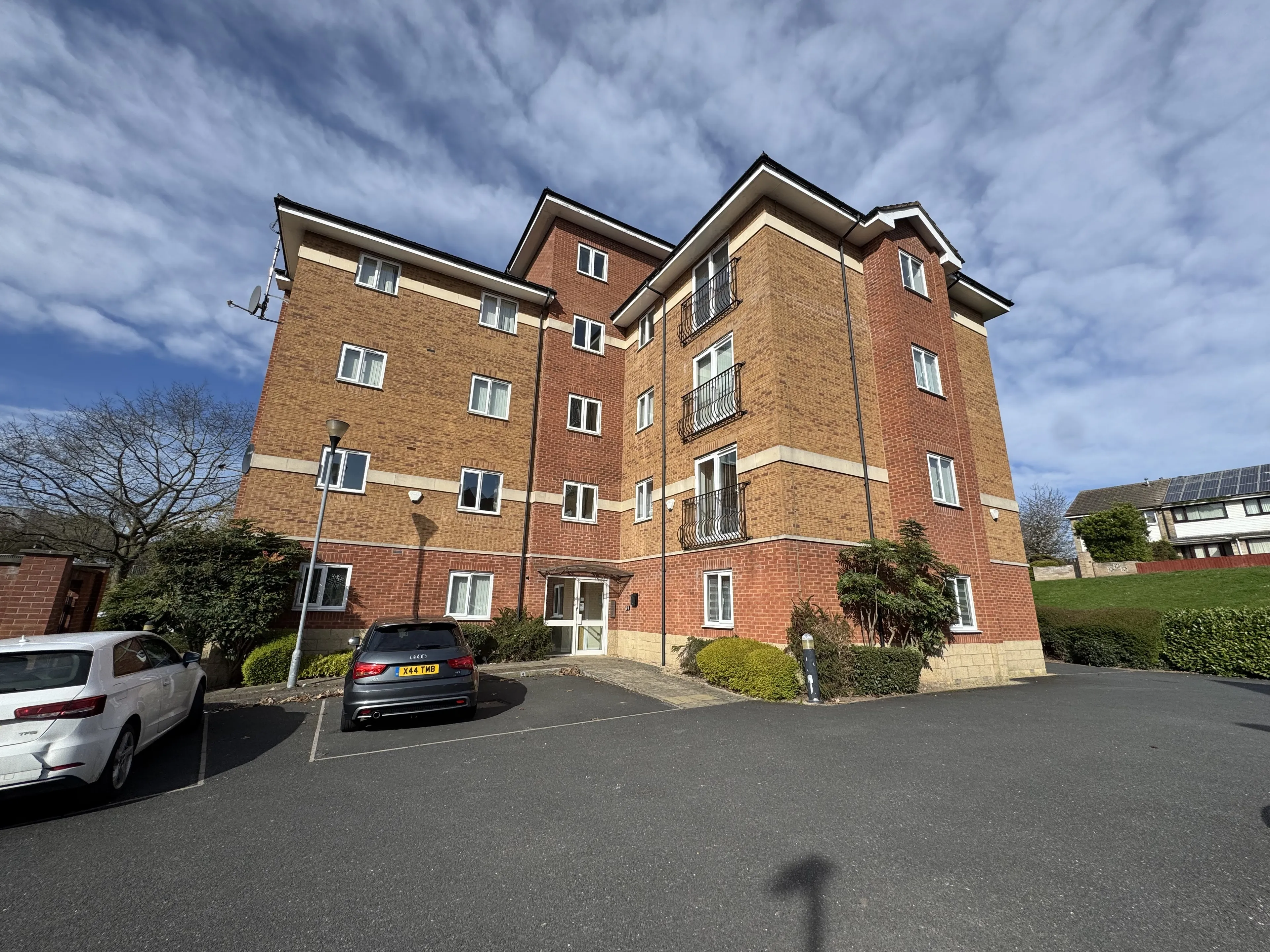 Property photo 0