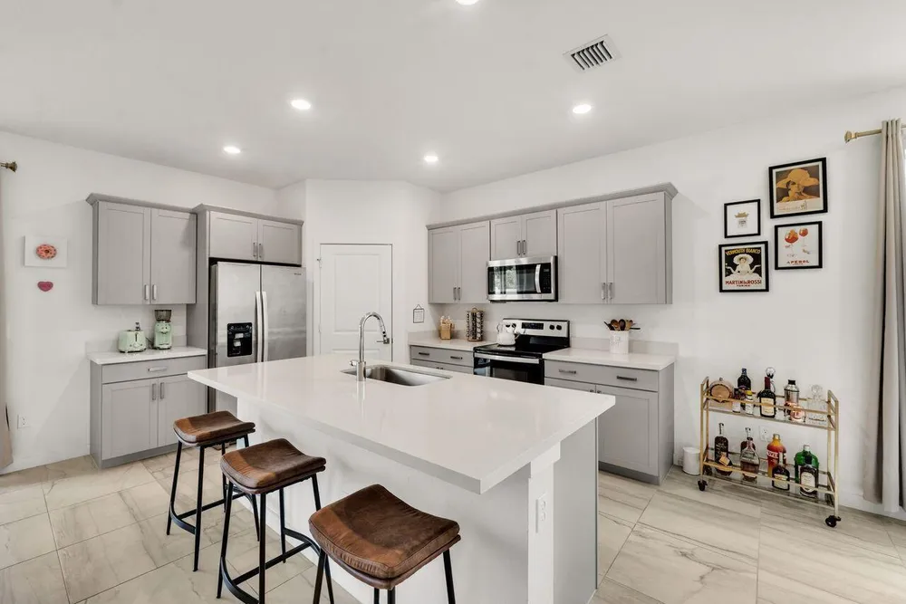 4506 Catalina Way, Greenacres, FL 33463