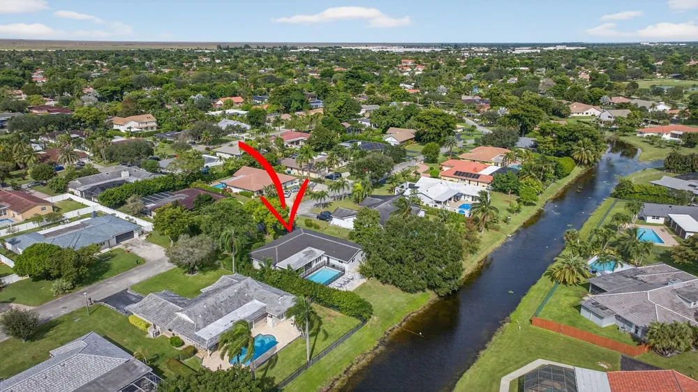 2421 NW 114th Ave, Coral Springs, FL 33065
