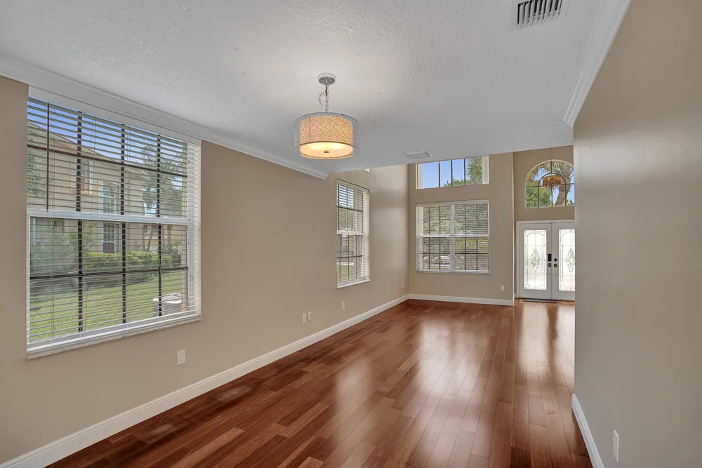 7553 Sally Lyn Ln, Lake Worth Beach, FL 33467