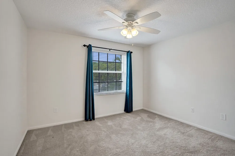 7553 Sally Lyn Ln, Lake Worth Beach, FL 33467