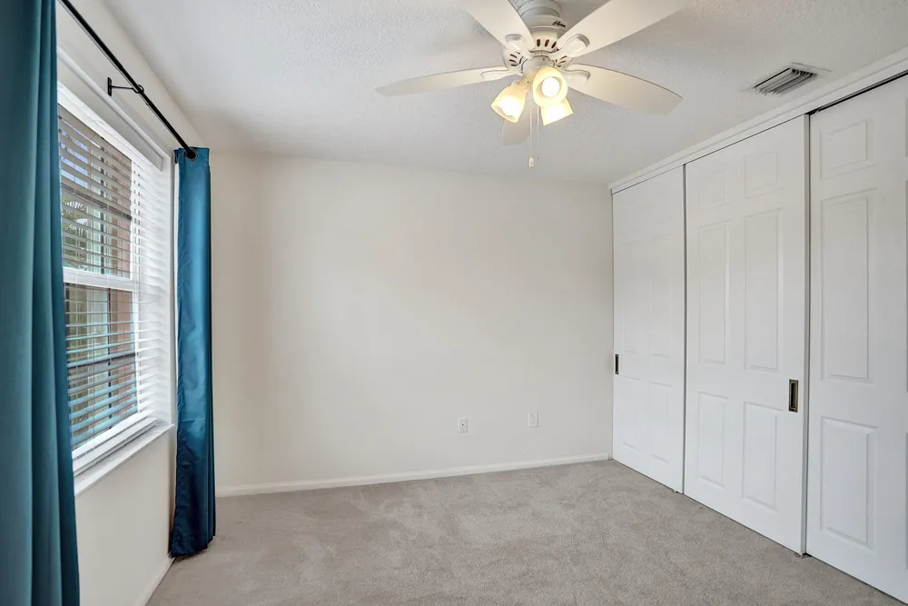 7553 Sally Lyn Ln, Lake Worth Beach, FL 33467