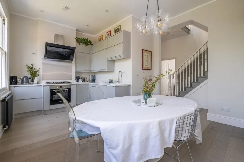 West Hill London SW18 photo 12