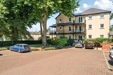 River Road Maidenhead SL6 photo 10