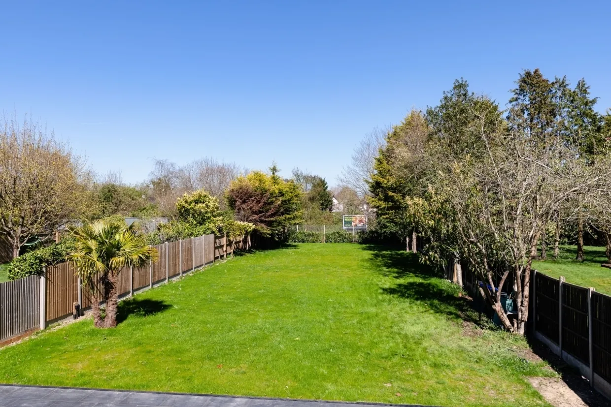 Bulstrode Way Gerrards Cross SL9 photo 21
