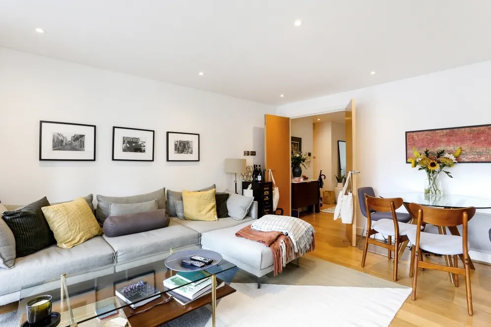 Owen Street London EC1V photo 2